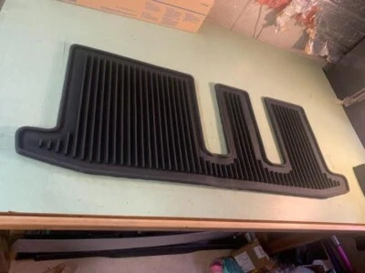 Alfombrilla de goma trasera para todo tipo de clima Nissan Pathfinder 13-20 OEM tercera fila NEGRA Foto 1 de 4