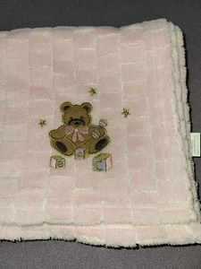 MANTA CEÑIDA BEBÉ ULTRA SUAVE BLOQUE ROSA OSO DE PELUCHE - Imagen 1 de 5