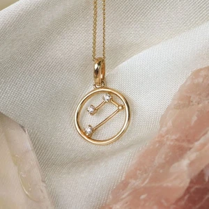 9ct Gold Aries Constellation Cubic Zirconia Pendant & Chain 455mm(18") 9ct go... - Picture 1 of 5
