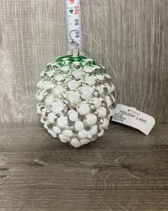 Macy Holiday Lane grün & silber Tannenzapfen Glas Ornament - Bild 1 von 5