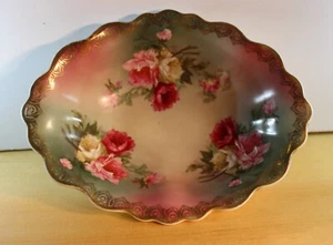 Cuenco para servir austriaco pintado a mano con rosas rosadas y blancas - Imagen 1 de 4