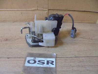 TOYOTA RAV4 1997 MK1 OFFSIDE LADO DEL CONDUCTOR MOTOR DE BLOQUEO CENTRALIZADO TRASERO Foto 1 de 2