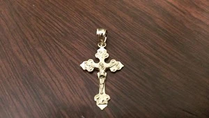 10K YELLOW GOLD JESUS CRUCIFIX CROSS CHARM PENDANT (MEN/WOMEN) - 1 INCH - Picture 1 of 4
