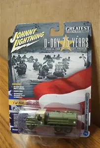 Johnny Lightning Greatest Generation D-Day 75 años Segunda Guerra Mundial GMC CCKW 2,5 toneladas 6x6 Trk - Imagen 1 de 2