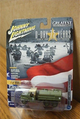 Johnny Lightning Greatest Generation D-Day 75 Yrs WWII GMC CCKW 2.5 Ton 6x6 Trk - Image 1 of 2