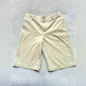 Under Armour Boys Size 16 Loose Fit Khaki Tan Flat Front Chino Athletic Shorts - Picture 1 of 7