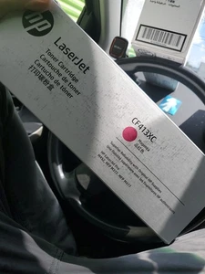 Tóner de alto rendimiento genuino HP CF413XC MAGENTA M452/M477 SELLADO - Imagen 1 de 2