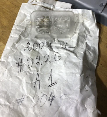 Acura TL 2004-2008 parasol interior techo domo tocador luz de cortesía OEM Foto 1 de 4