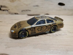 JOHN ANDRETTI #43 GOLD CHEERIOS 1/64 V445 - Picture 1 of 6