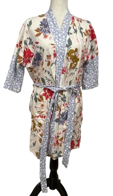 Bata floral de algodón orgánico Pact XS/S para mujer Foto 1 de 4