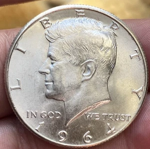 1964 Kennedy half dollar a condition with large earlobe and DD/MD REV - Picture 1 of 19