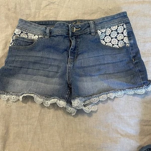 Justice Girls Stretch Denim w/Crocheted Detail  Size 14 - Picture 1 of 7