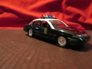 Wyoming Highway CAR PATROL 1:43 diecast ROAD CHAMPS pieza de exhibición suelta - Imagen 1 de 6