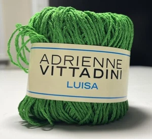 Madeja Adrienne Vittadini Luisa - Kelly Green 07 - 50 gramos 85% viscosa 15% nailon - Imagen 1 de 4