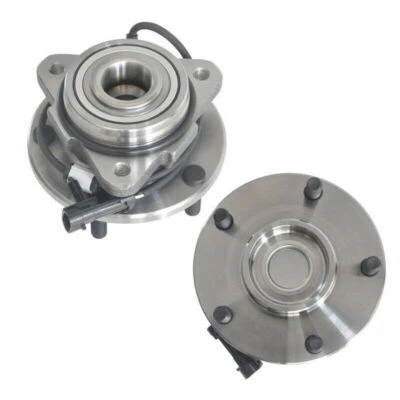 MOOG Pair Front Wheel Hub and Bearing Assembly for Chevrolet Blazer 5 LUG - Image 1 of 4