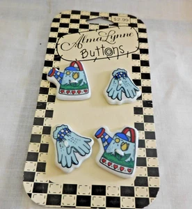 ALMA LYNNE -- Ceramic Buttons -- ALSP-15 -- GARDENING I -- 4 pcs - Picture 1 of 2