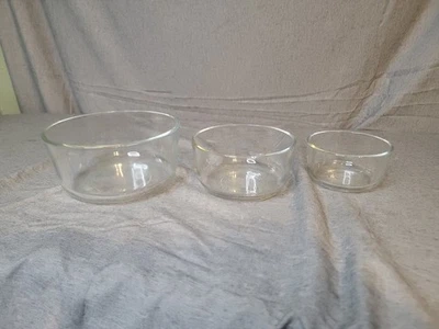 Pyrex  7200A, 7201A & 7202A Clear Round Glass Food Storage Bowls No Lids Foto 1 de 4