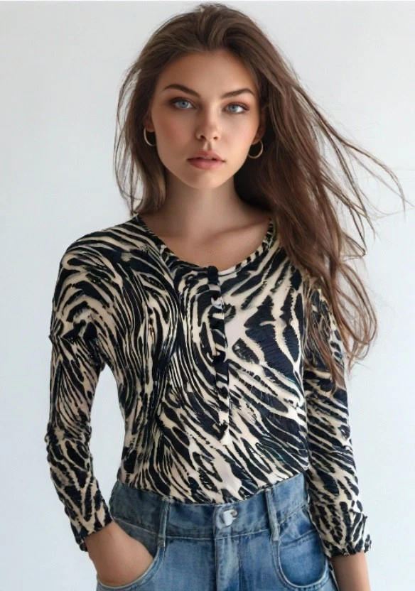 Top Kensie Estampado Animal Henley Cuello en V Botón Manga Larga Ligero Talla Pequeña Foto 1 de 4