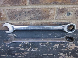 (2) LLAVES DENTADAS GRANDES LLAVES SAE DE TRINQUETE 15/16" Y 13/16" LIMPIAS - Imagen 1 de 3