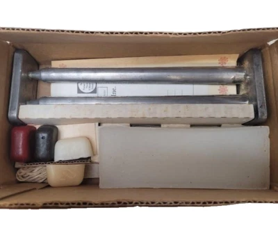 Hawthorne House Candle Making Kit 2 Taper Candles Wax Color Scent 1970's - Image 1 of 4