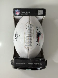 New England Patriots 2015 Super Bowl XLIX 4-Time Champions Football With Tee - Bild 1 von 11
