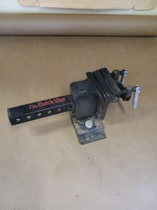 Nice Workmate BLACK & DECKER 7 inch Quick Vise 79-081 TYPE 1 - Picture 1 of 6