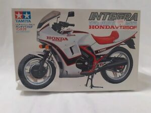 Tamiya 1/12 Integra Honda VT250F model kit