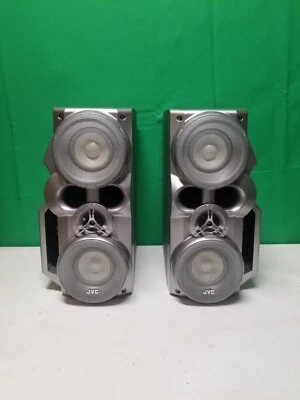 Par de altavoces plateados JVC SP-HXZ1 + subwoofers para estéreo HX Z1 (LEER) Foto 1 de 4