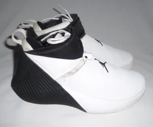 Nike Boys Jordan Why Not Zer0.1 A01042-110 White Basketball Shoes Sz 6Y EUC - Picture 1 of 9