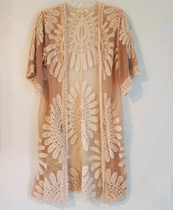 Rebellion Again Kimono Strickjacke Damen klein transparent Spitze Blumen bestickt Boho - Bild 1 von 6