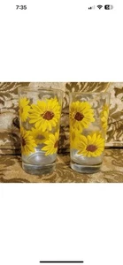 2 Vtg Glasses Tumblers with Yellow Daisies 5 1/2" - Picture 1 of 1
