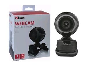Trust Exis Webcam For PC & Laptop With Built in Microphone & Smart Stand