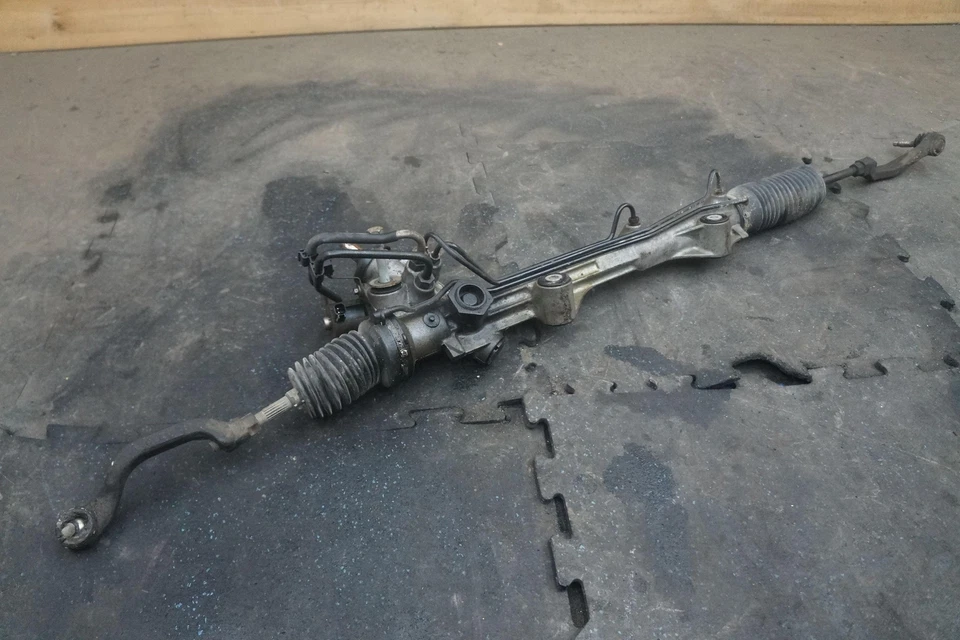 Barra de engranajes de dirección y piñón 1w6z3504aarm OEM Ford Thunderbird 2002 *NOTA* Foto 1 de 4