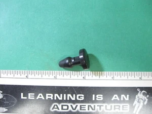 YAMAHA TX500 TY175 TY250 XS500 NOS OEM SIDE COVER 1 KNOB 371-21714-00-00 jh - Picture 1 of 6