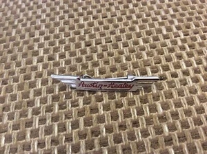 Austin Healey Metal Pin Lapel Badge 43mm Great Condition - Picture 1 of 3