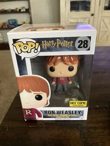 Funko Pop! Vinyl: Harry Potter #28 - Ron Weasley in Sweater Hot Topic Exclusive - Picture 1 of 1