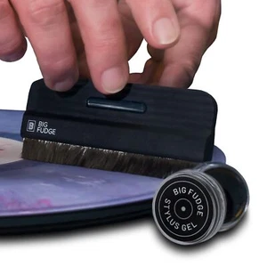 Vinyl Record Cleaning Kit - No Scratch Vinyl Record Brush & Stylus Gel LP Cle... - Picture 1 of 7