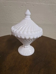 Vintage Marked Westmoreland Swirl Milk Glass Candy Dish With Lid. - Picture 1 of 4