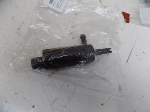GENUINE Aston Martin DB9 & V8 V12 Vantage Headlight Washer Pump 4G43-01-10305 - Picture 1 of 1