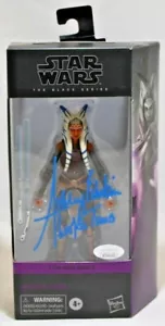 Figura Star Wars Serie Negra Ahsoka Tano Rebels Firmada por Ashley Eckstein JSA - Imagen 1 de 4
