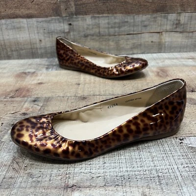 Zapatos planos sin cordones J Crew para mujer con estampado de guepardo charol talla 7 ¡GENIAL! Foto 1 de 4