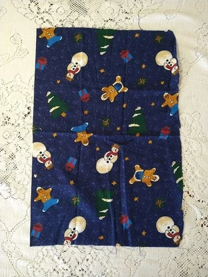 REMANENTE Tela de Navidad Pan de Jengibre Hombres Muñecos de Nieve Árboles Azul Marino Algodón 11"x 16" Foto 1 de 3