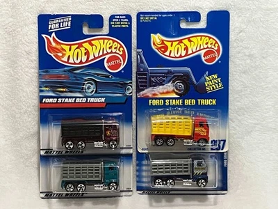 Camión Ford 1982 con plataforma de estacas Hot Wheels. Raro, Lote de 4 - Diferentes Años BONITO!! Foto 1 de 4