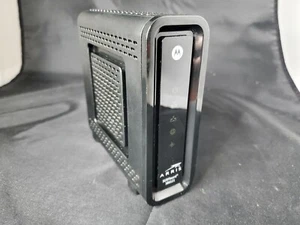 Motorola Arris SURFboard SB6121 (575186-019-00) Cable Modem- No Power Adapter - Picture 1 of 5