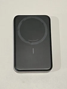 Anker MagGo Magnetic UltraFast 15W Wireless Battery 10,000 mAh w/ LCD - USED - Picture 1 of 2