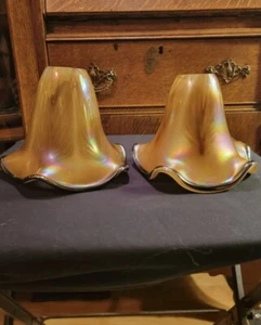 Pair(2) of Signed Todd Phillips Quezell Pulled Feather Irradescent Glass Shades - Picture 1 of 6