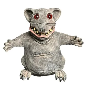 VINTAGE 1999 NIGHTVIEW PRODUCTIONS HALLOWEEN RUBBER RAT WITH RED GLASS EYES - Picture 1 of 6