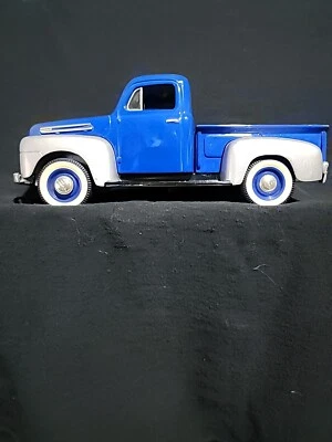 Liberty Classics Limited Edition 1946 Ford F-100 Coin Bank - Image 1 of 4