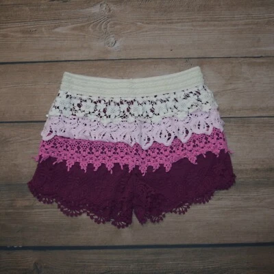 RUE21 Women's Jr's Sz L Pull On Shorts - Good Condition - Image 1 of 4