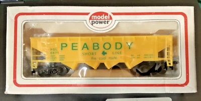 Model Power HO Scale 6933 40' Hopper Peabody 4 Bay #5571 (new) - Image 1 of 4
